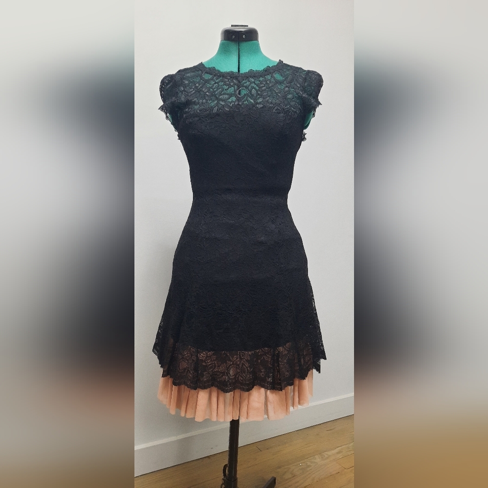 Jessica Simpson Black Lace Dress Size 4